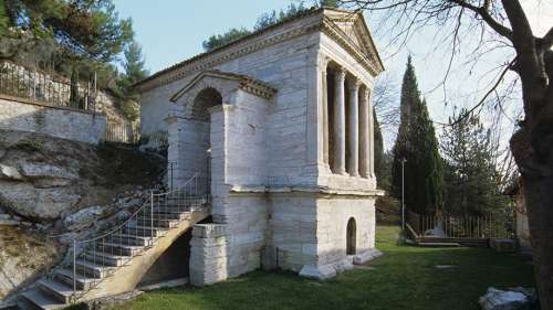 Visita guidata al Tempietto sul Clitunno 