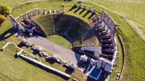 Visita guidata al Teatro romano e Antiquarium