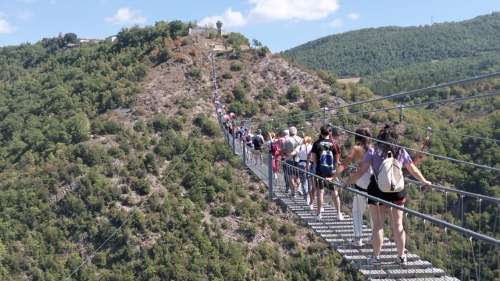 Ponte tibetano di Sellano