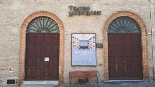 Teatro Lauro Rossi