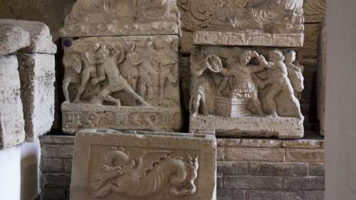 Ipogeo dei Volumni e Necropoli del Palazzone