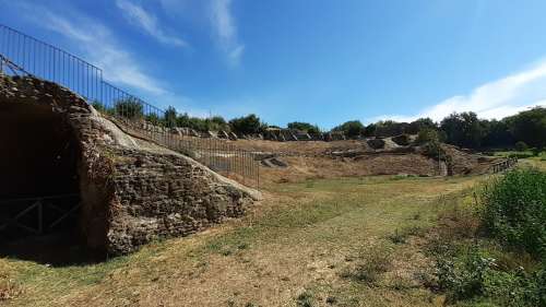Area Archeologica di Ocriculum