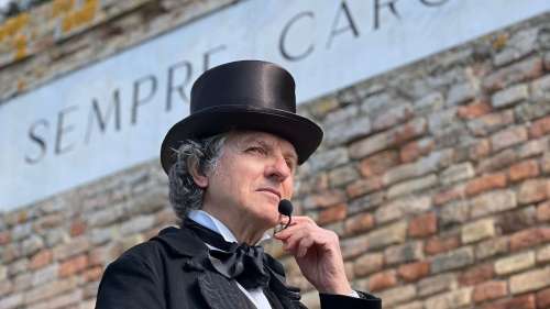 Recanati Tour. Visita guidata al natio borgo incontrando Giacomo Leopardi