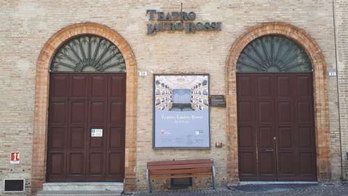 Visita guidata al Teatro Lauro Rossi